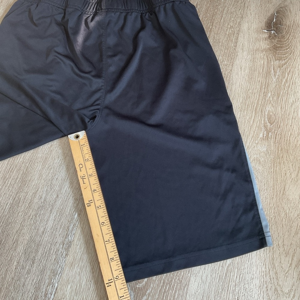 Spyder - Elastic Waist Athletic Shorts - Red and Black - Boys Size XL - Picture 8 of 10